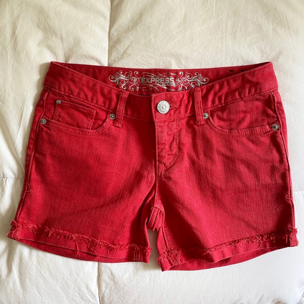 Express Women's Low Rise Red Cotton Shorts, Size 00